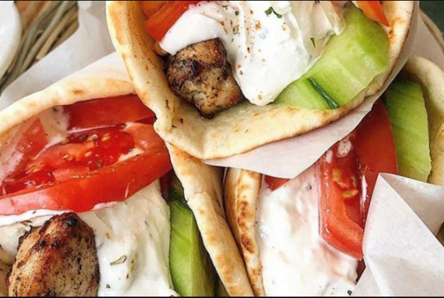 5 Best Greek Food Places in Montreal🥇